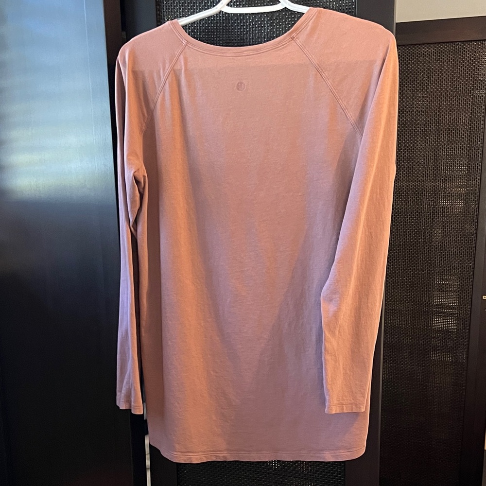 lululemon athletica Dusty Rose Long Sleeve Top - Picture 3 of 3